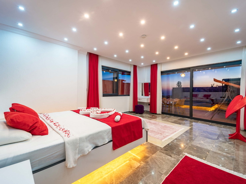  gece  -  Kasım
  | Kalkan İslamlar Balayı Villası: Jakuzili ve Özel Havuzlu Romantik Tatil